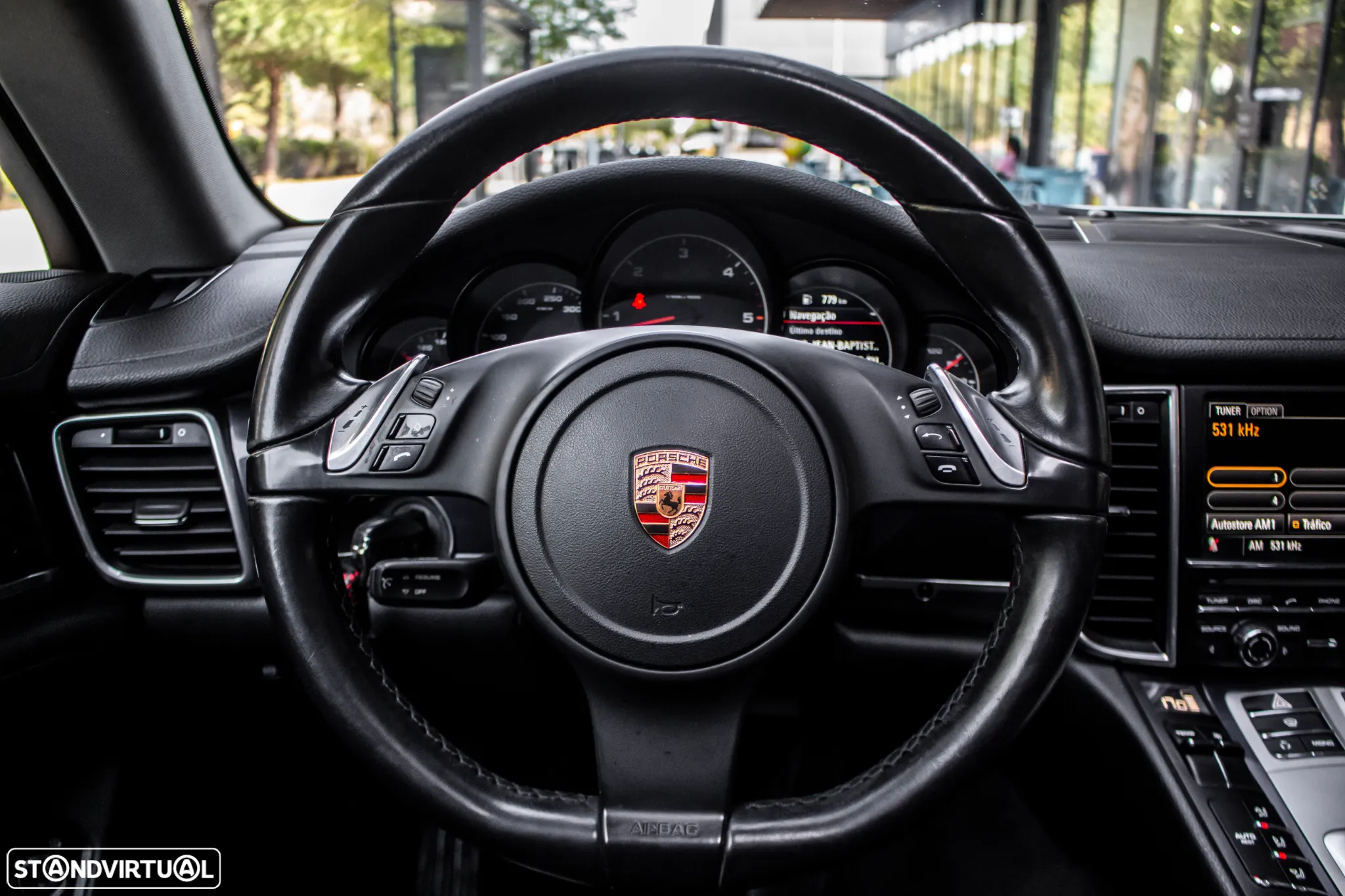 Porsche Panamera Platinum Edition - 16