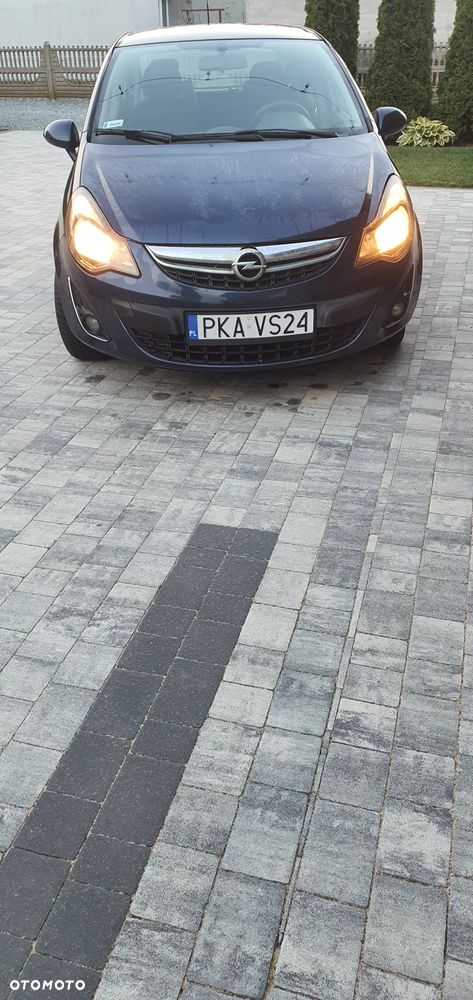 Opel Corsa - 1