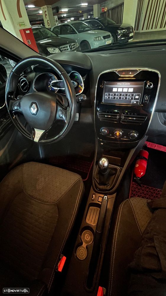 Renault Clio 1.5 dCi Dynamique S - 17