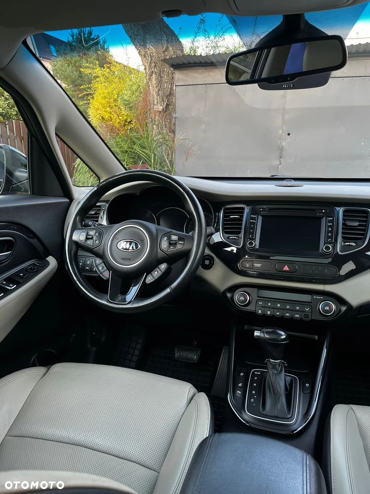 Kia Carens 1.7 CRDi L 7os - 5