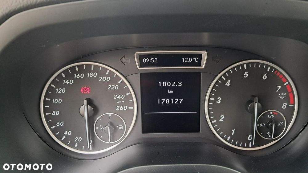 Mercedes-Benz Klasa B 180 BlueEFFICIENCY Edition - 14