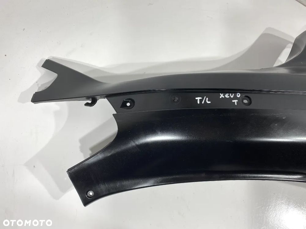 Boczek lewy tył  Piaggio Xevo X-Evo 125 - 2