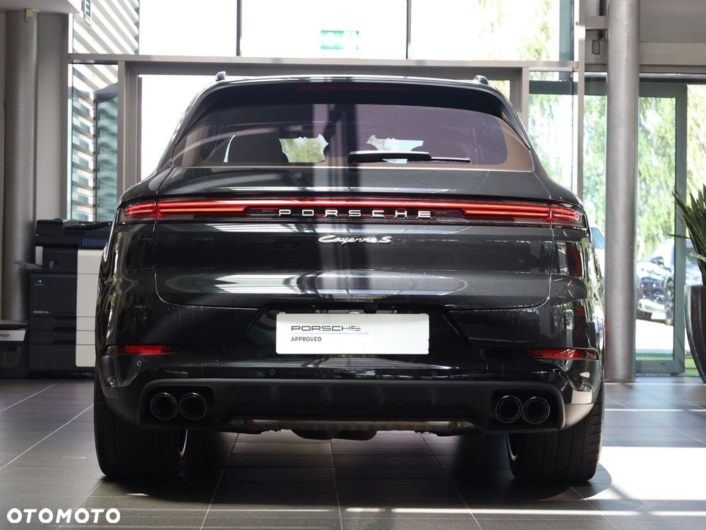 Porsche Cayenne - 7
