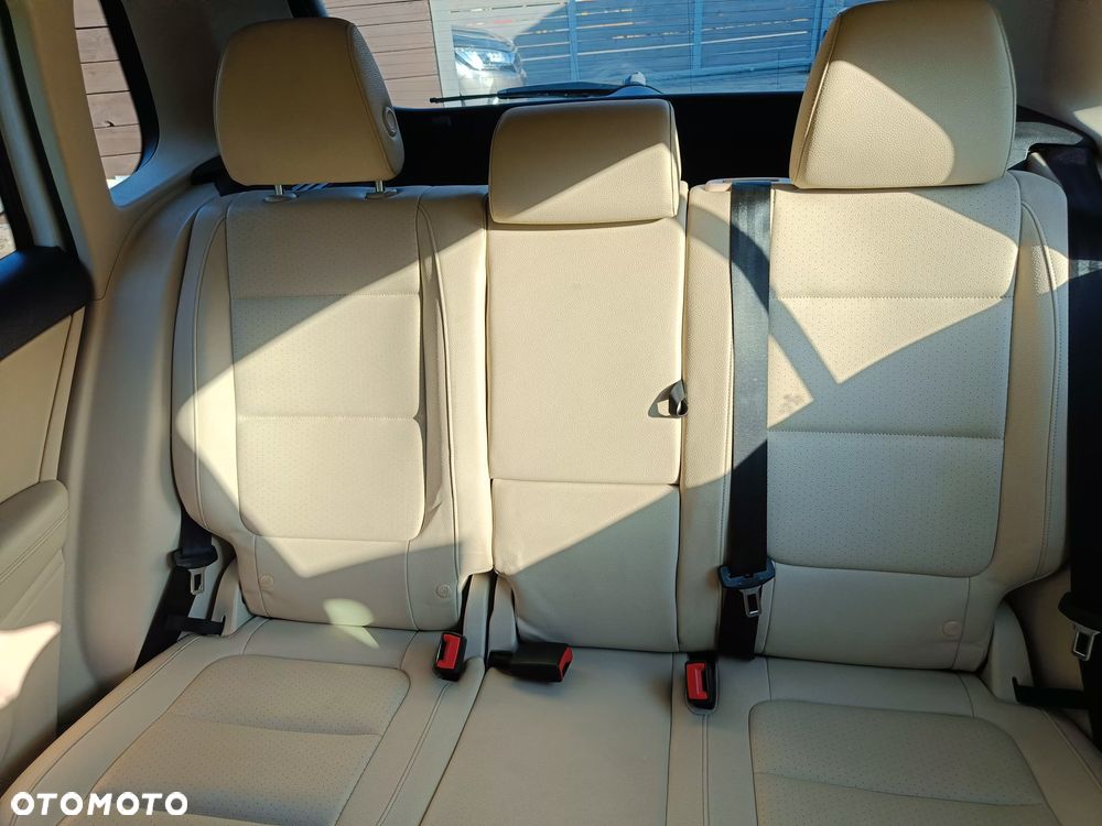 Volkswagen Tiguan - 10