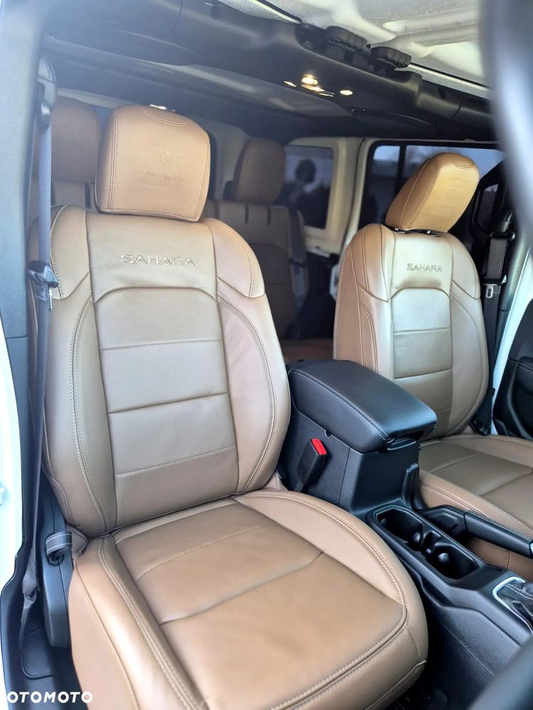 Jeep Wrangler ver-unlimited-2-0-4xe-plug--in-hybrid-hardtop-sahara - 28