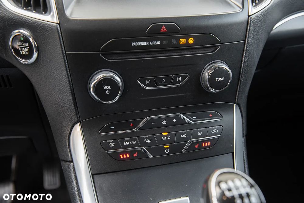 Ford S-Max 1.5 Eco Boost Start-Stopp Titanium - 24