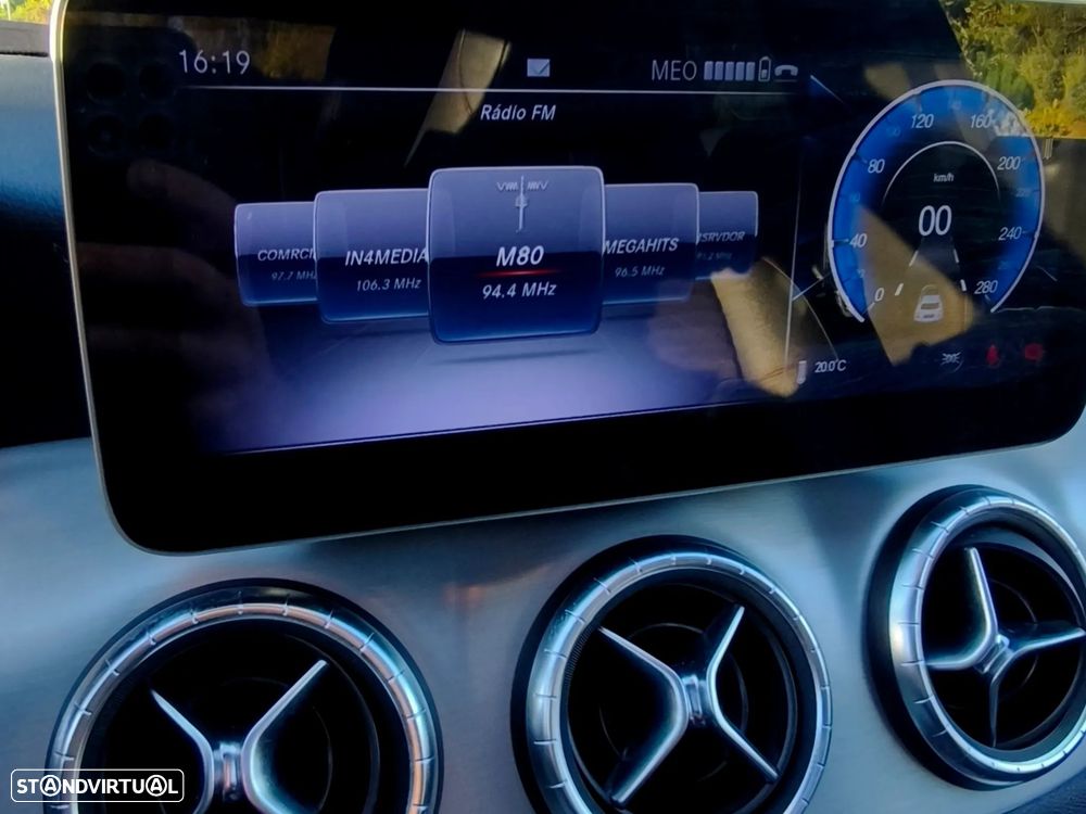 Mercedes-Benz CLA 220 - 14