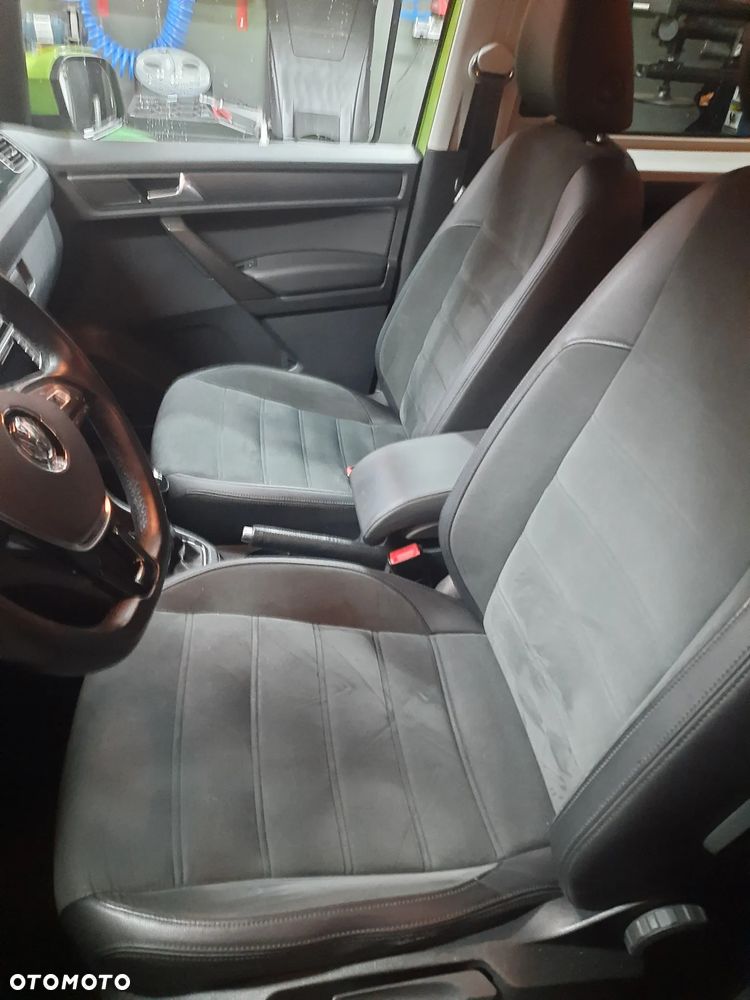 Volkswagen Caddy 2.0 TDI Highline - 6
