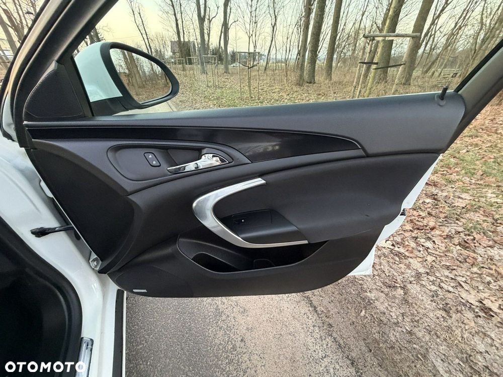 Opel Insignia - 33
