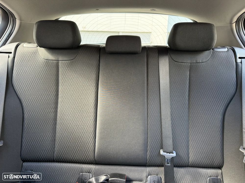 BMW 116 i Advantage - 24