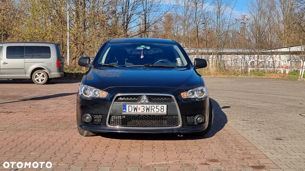 Mitsubishi Lancer - 2