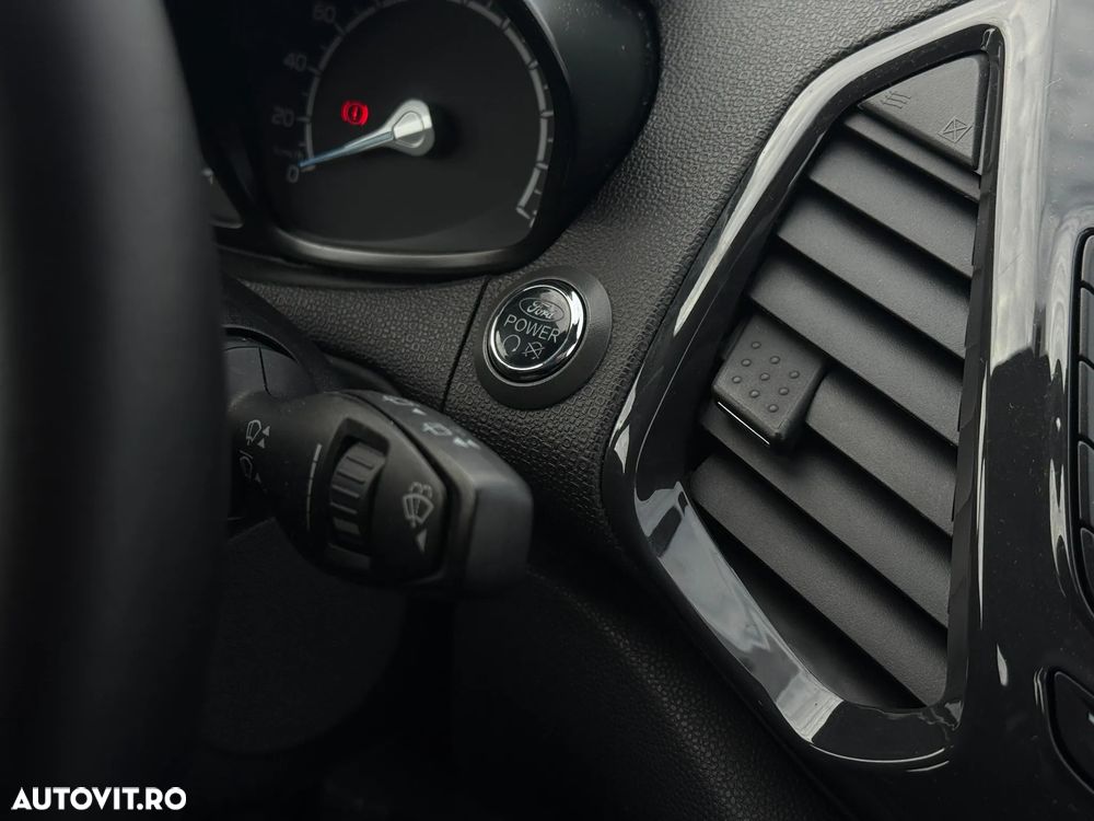 Ford EcoSport - 10