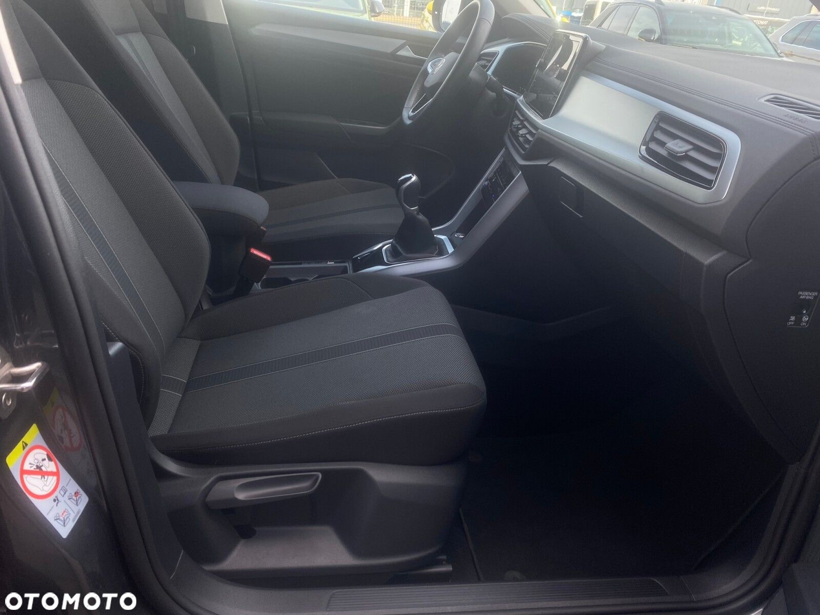 Volkswagen T-Roc 1.0 TSI Life - 28