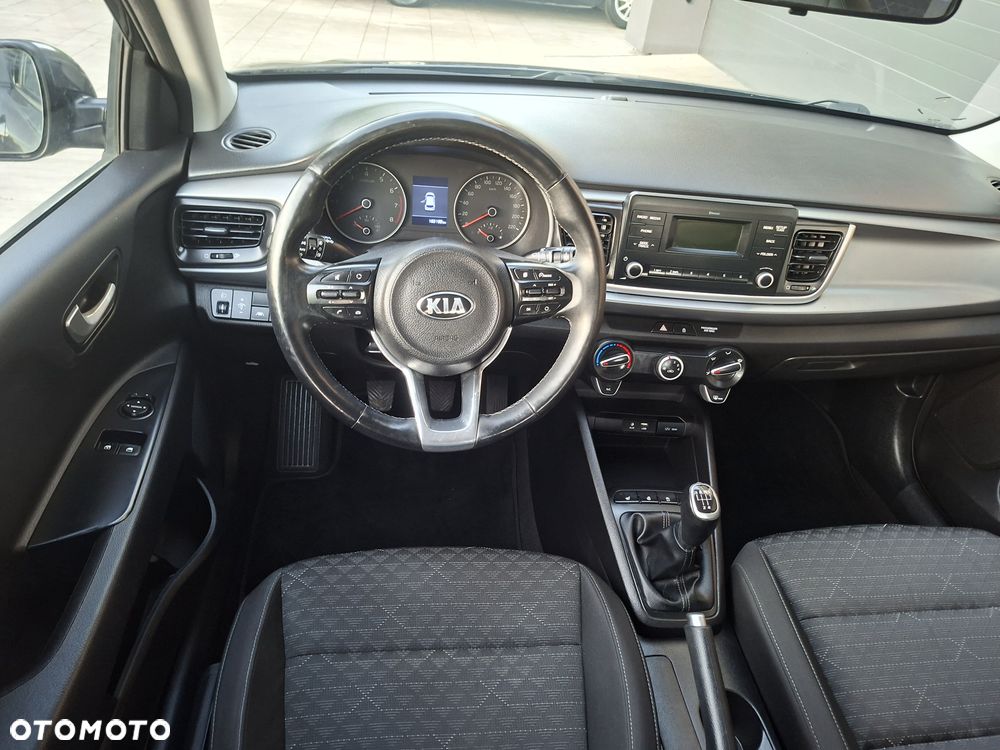 Kia Rio - 7