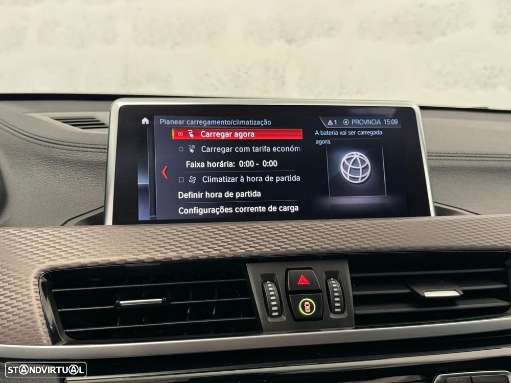 BMW X2 25 e xDrive Pack M - 29