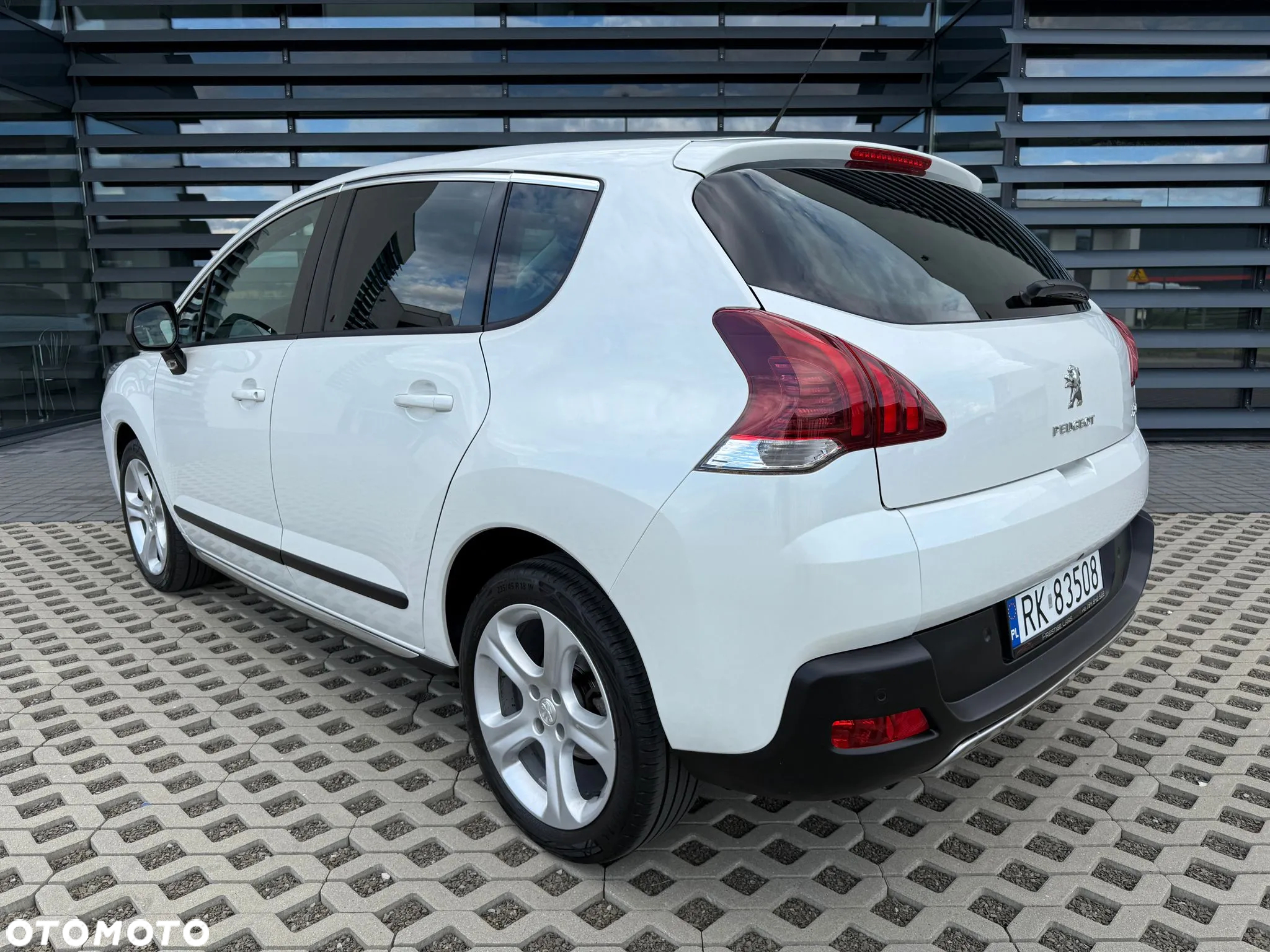 Peugeot 3008 HDi FAP 115 Roland Garros - 15