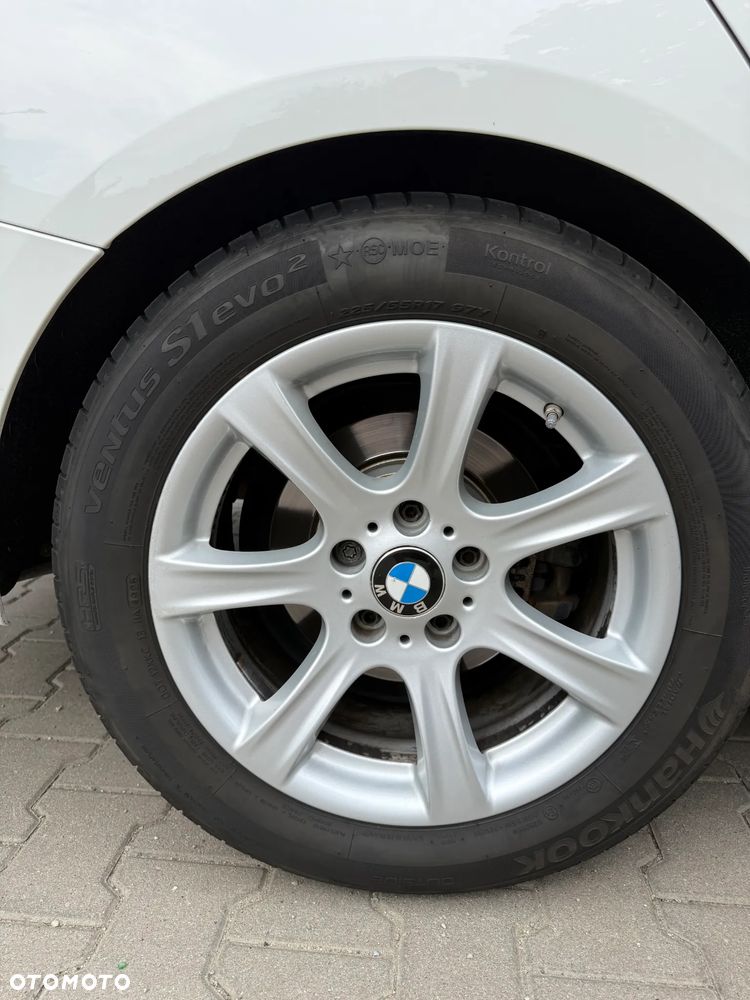 BMW 3GT 318d - 24
