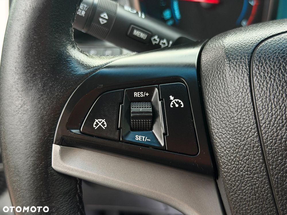Chevrolet Orlando - 6