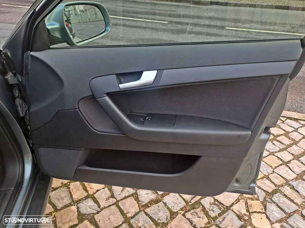 Audi A3 Sportback 1.6 TDI S-line - 22