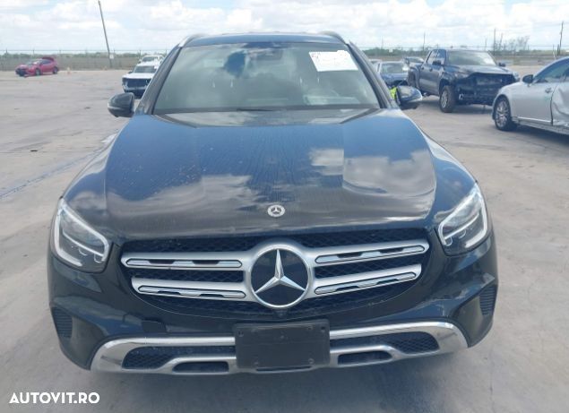 Mercedes-Benz GLC 300 4MATIC 9G-TRONIC - 11
