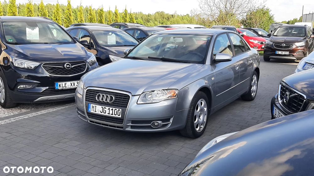 Audi A4 Limousine - 2