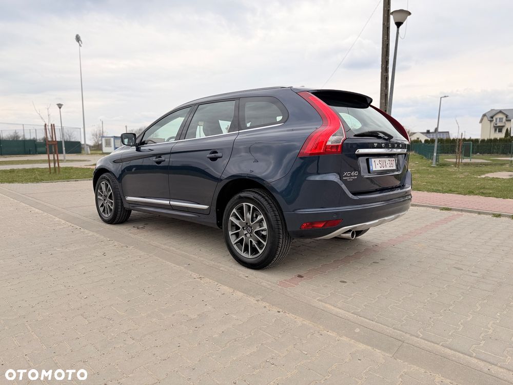 Volvo XC 60 D3 Momentum - 12