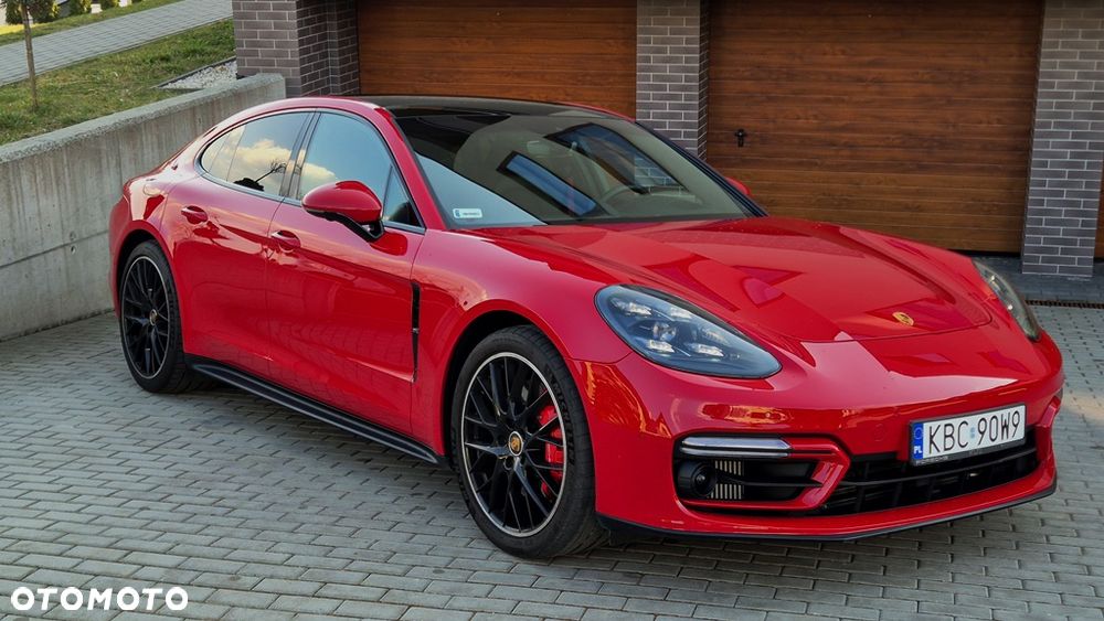 Porsche Panamera - 32