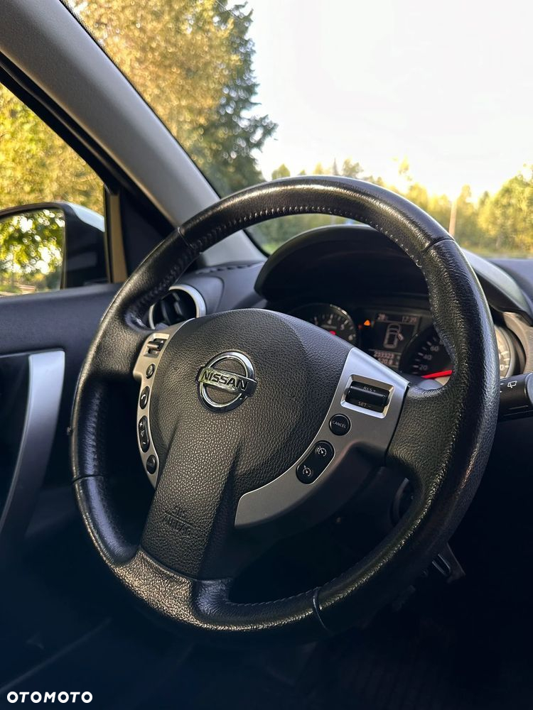 Nissan Qashqai - 11