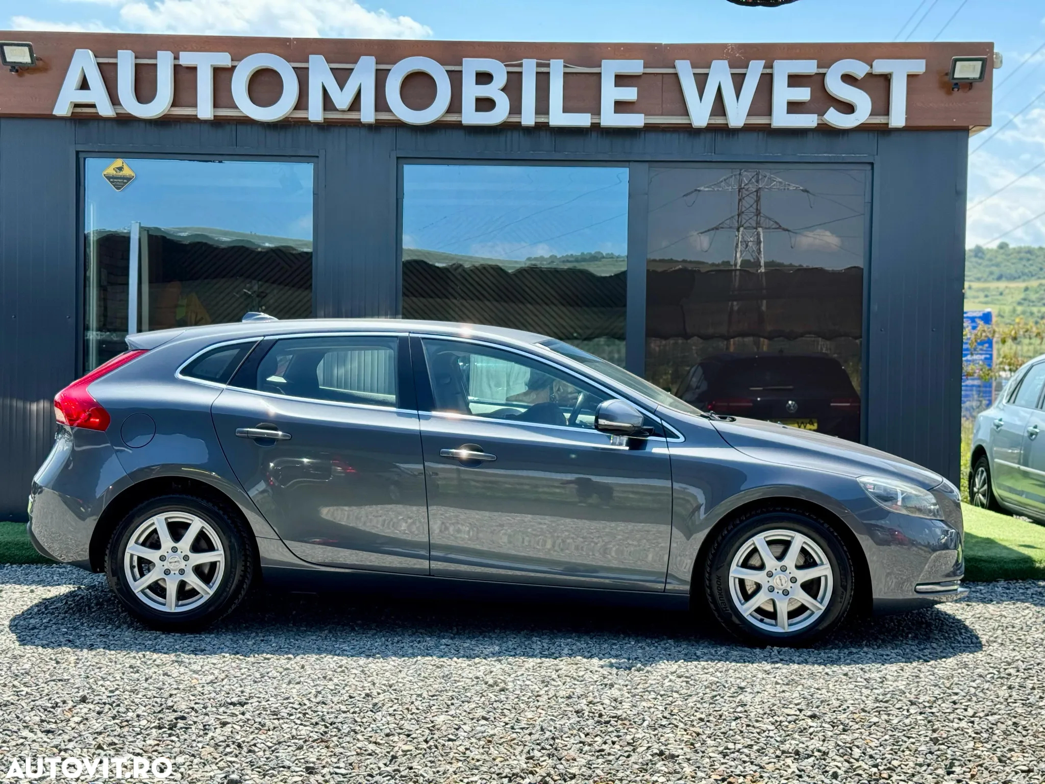 Volvo V40 D2 ECO Aut. Momentum - 18