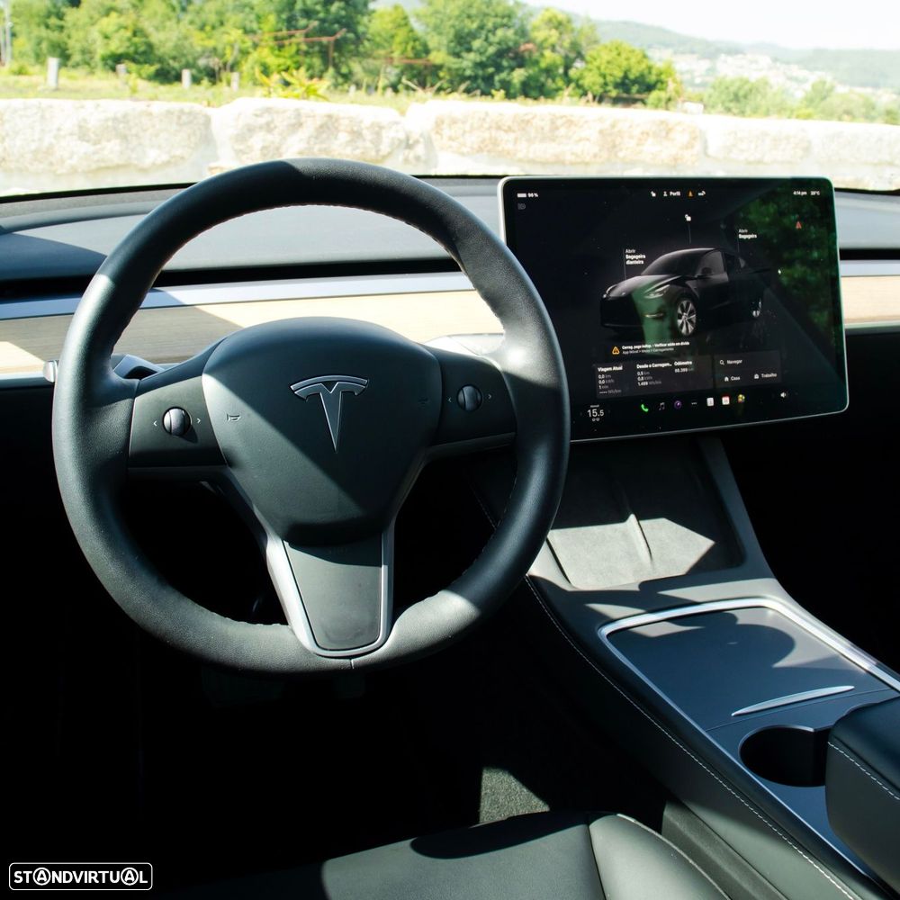 Tesla Model Y Long Range Dual Motor AWD - 14