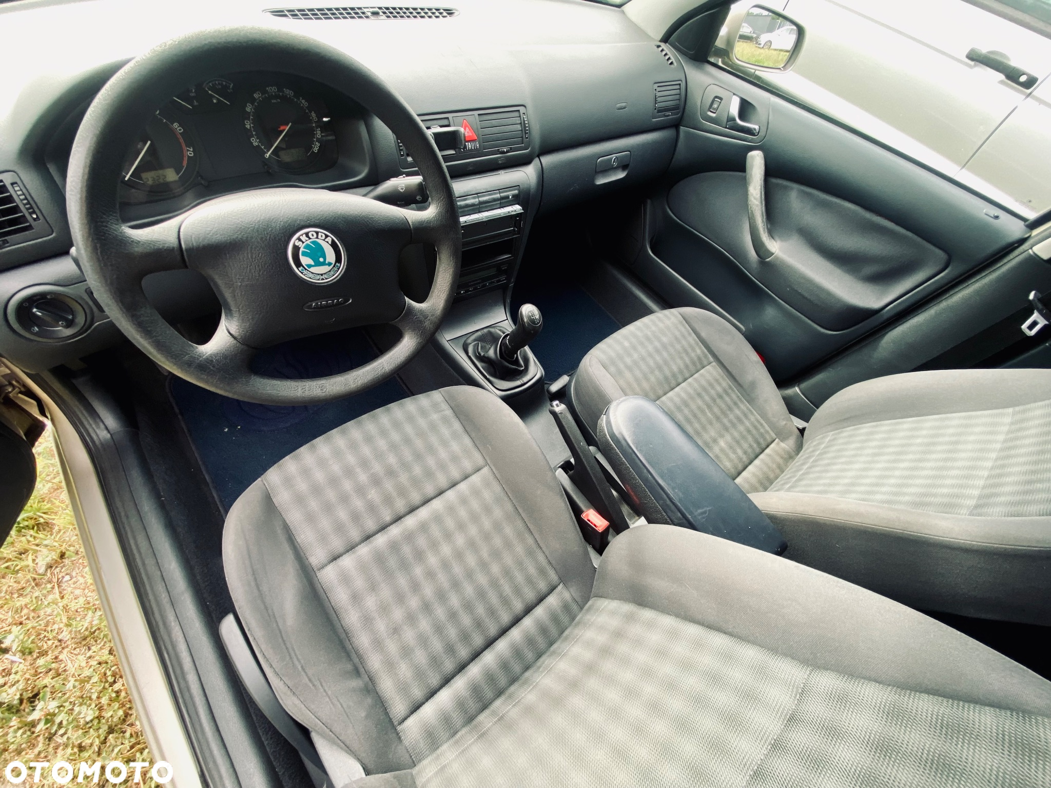 Skoda Octavia 1.4 Ambiente - 3