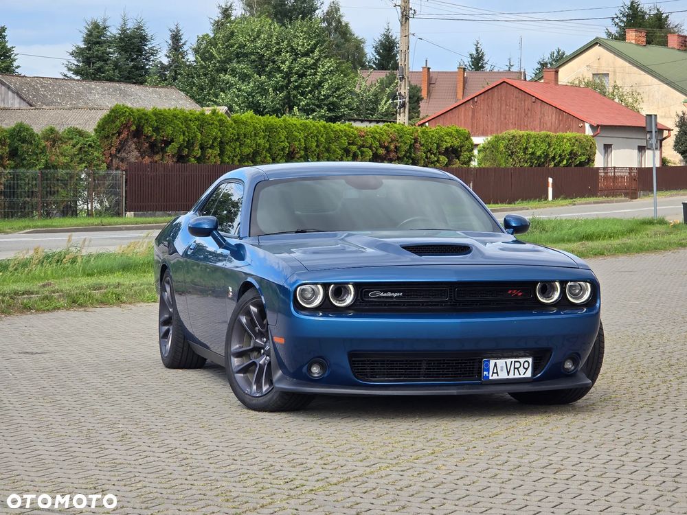 Dodge Challenger 6.4 Scat Pack - 2