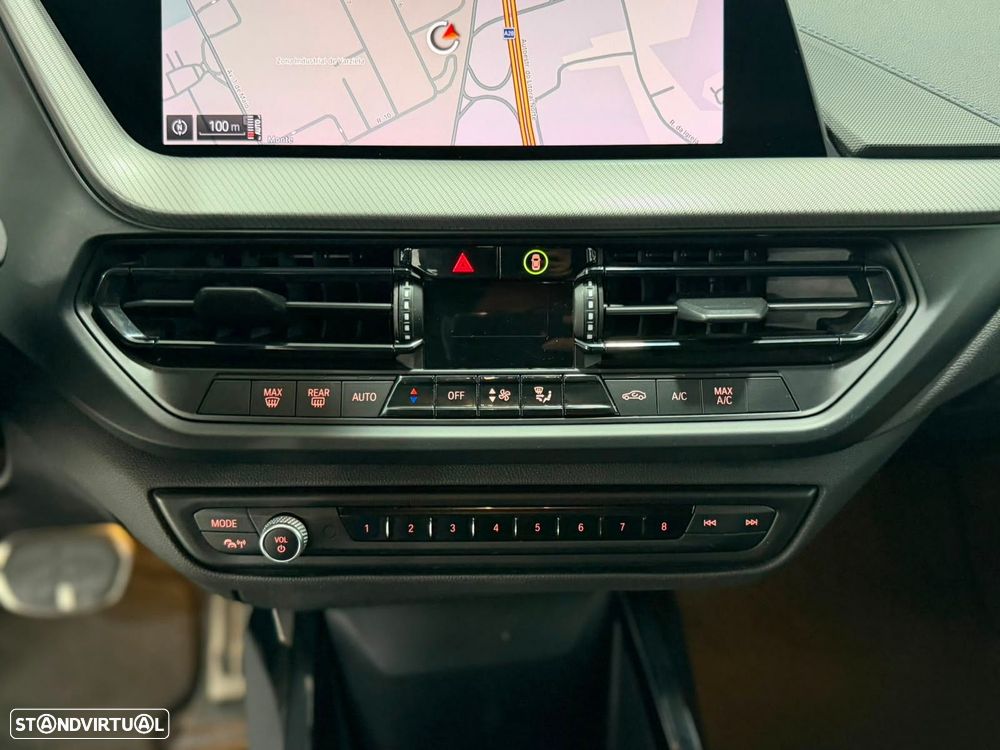 BMW 116 d Pack M Auto - 11