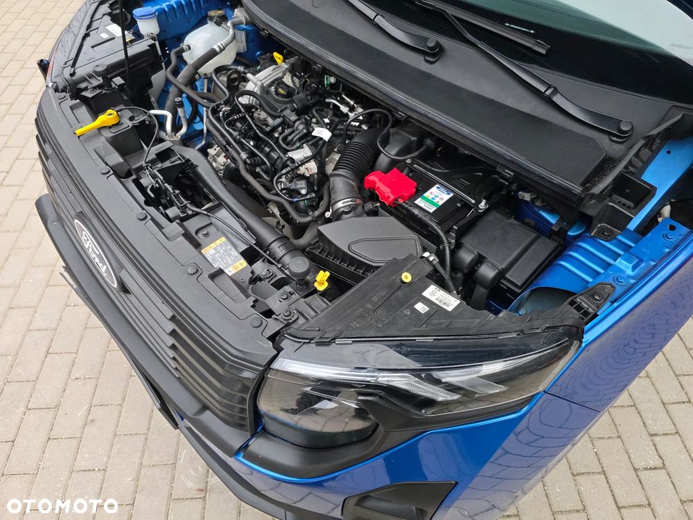 Ford Transit Courier - 22