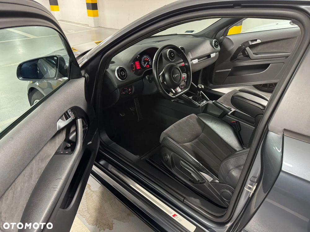 Audi S3 2.0T FSI Quattro - 18