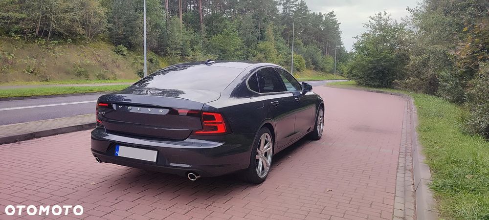 Volvo S90 D4 SCR Momentum Pro - 4