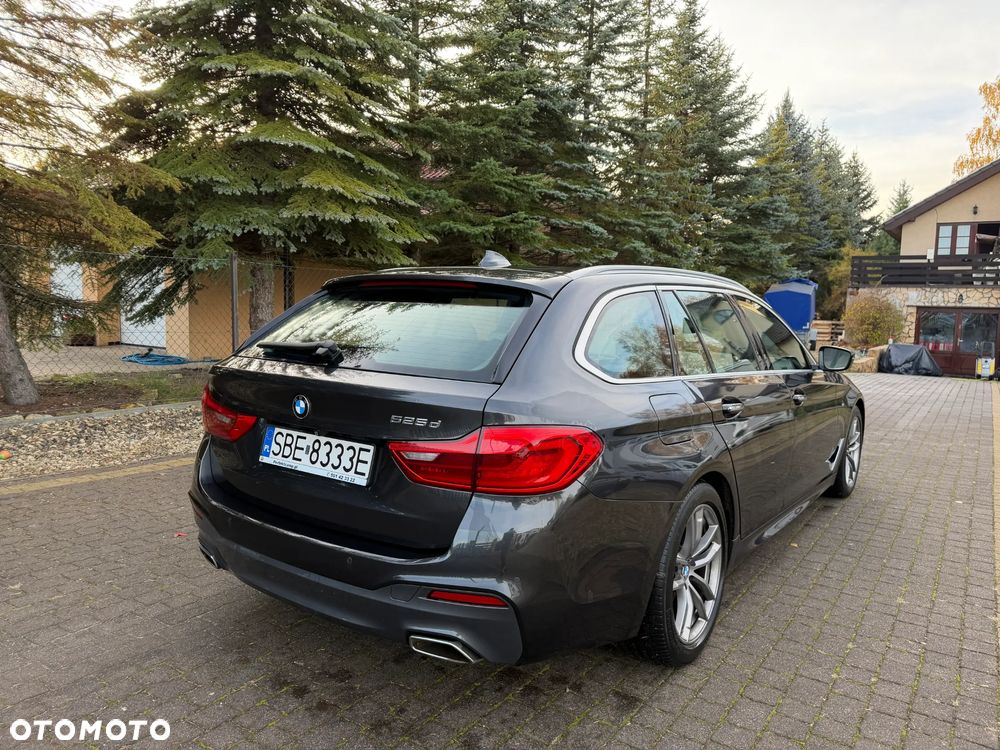 BMW Seria 5 525d M Sport sport - 3