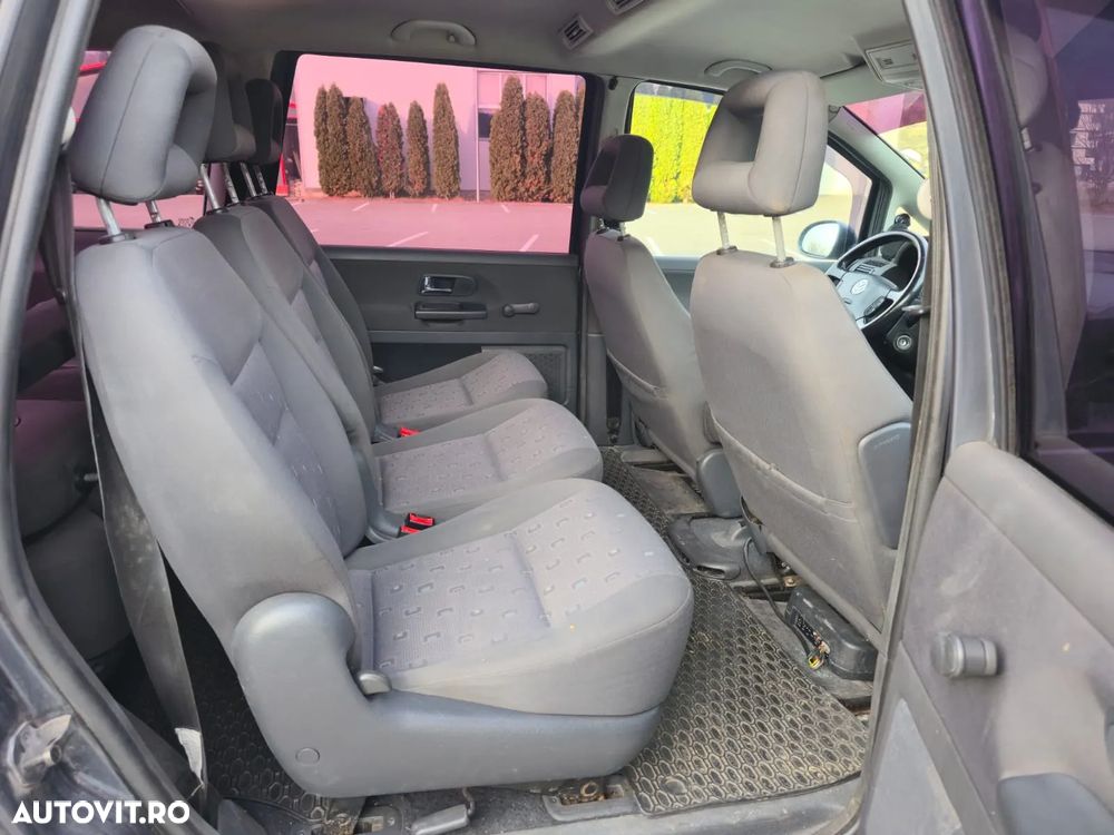 Volkswagen Sharan 1.9 TDI Comfortline Family - 8