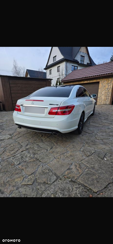 Mercedes-Benz Klasa E 350 CDI DPF Coupe BlueEFFICIENCY 7G-TRONIC Avantgarde - 3