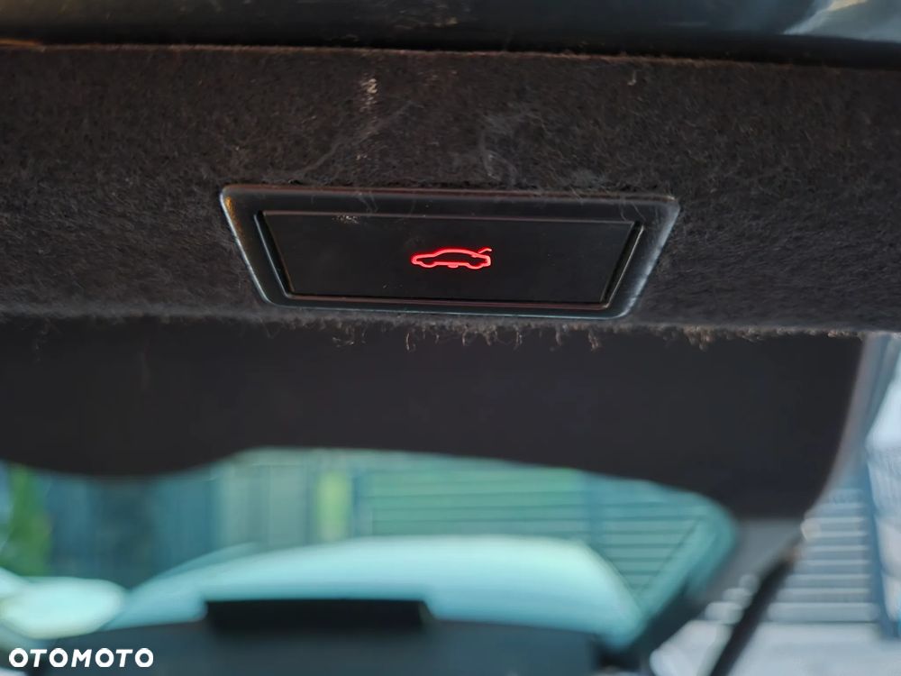 Skoda Superb 2.0 TDI Premium Edition - 20