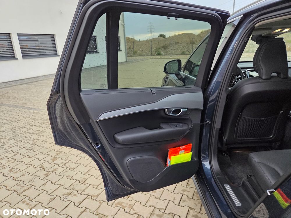 Volvo XC 90 B5 D AWD Plus Bright - 20