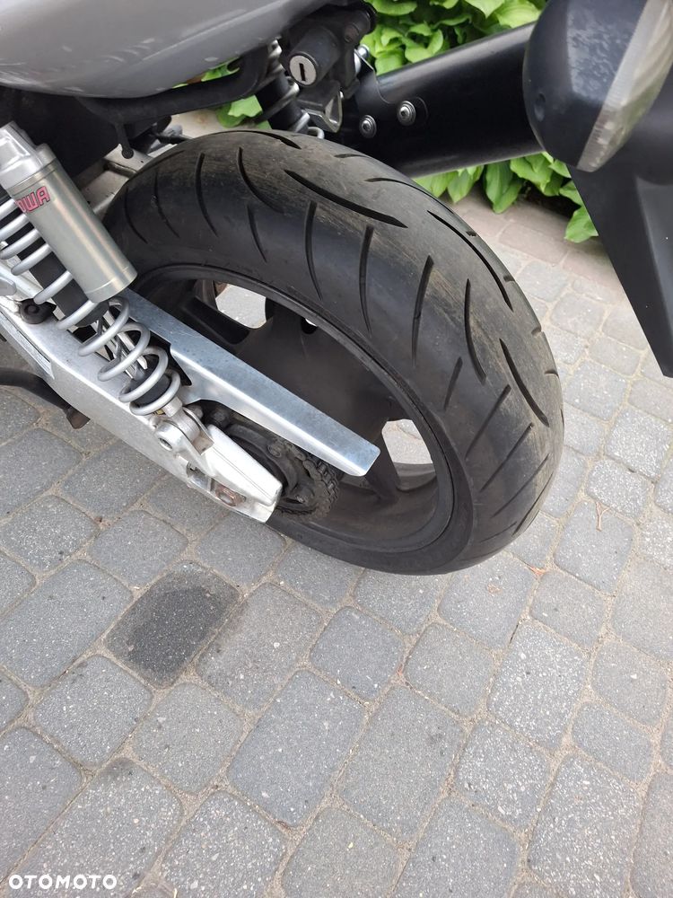 Honda CB - 10