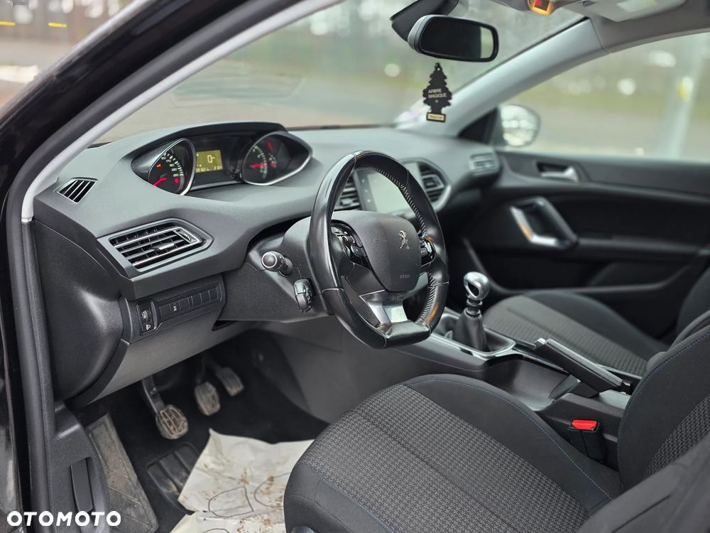 Peugeot 308 PureTech 110 Stop & Start Style - 9