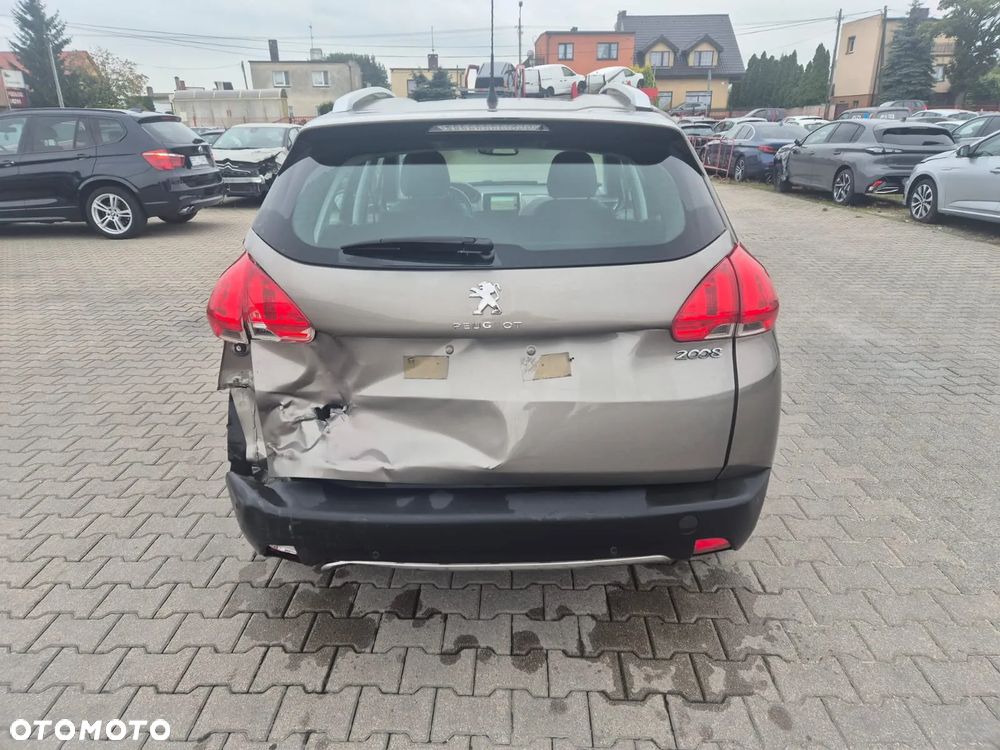 Peugeot 2008 PureTech 82 Allure - 8