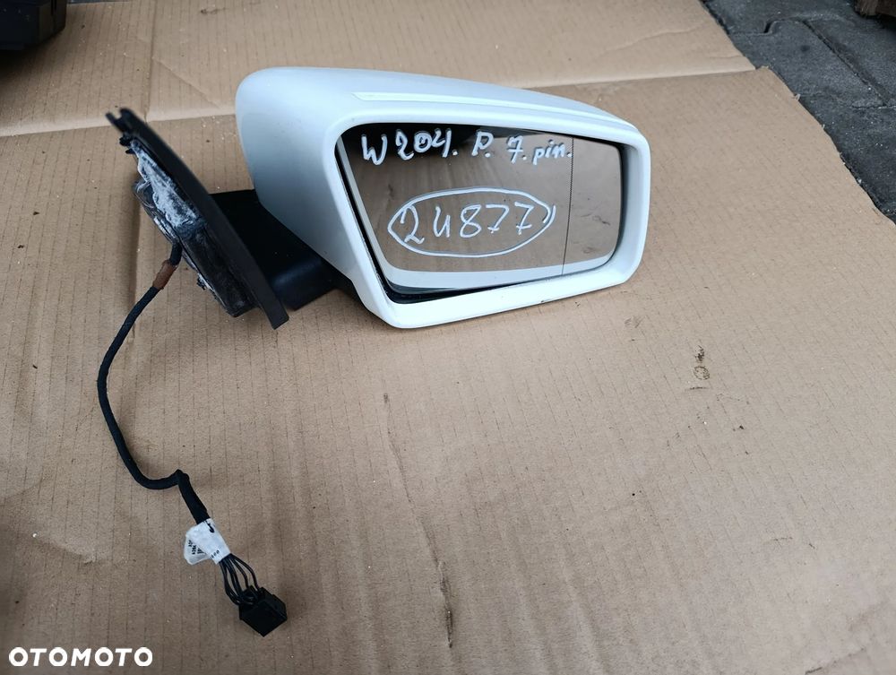 MERCEDES W204 LUSTERKO PRAWE 7 PIN EUROPA - 1