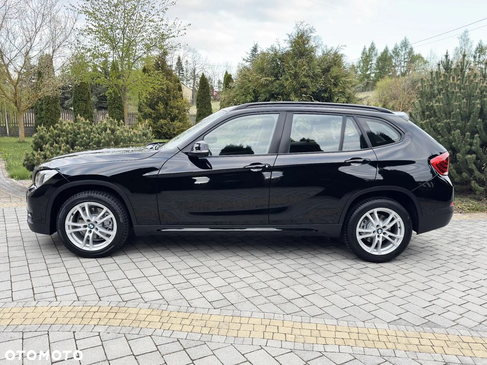 BMW X1 sDrive18d Sport Line - 17