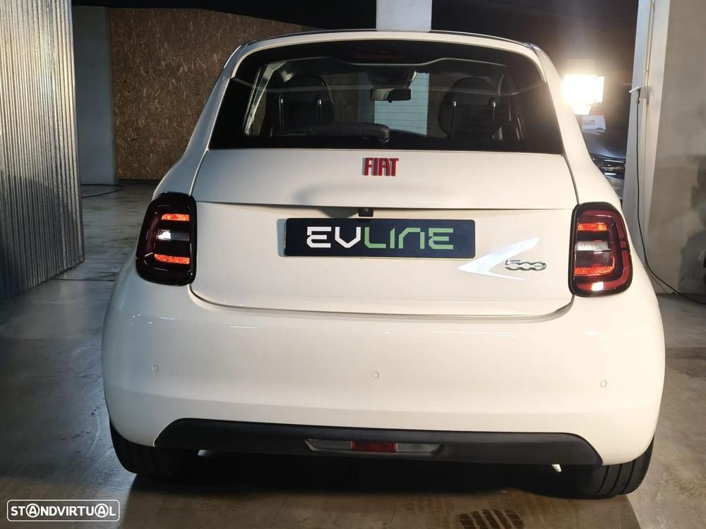 Fiat 500e 23,8kWh Red - 10