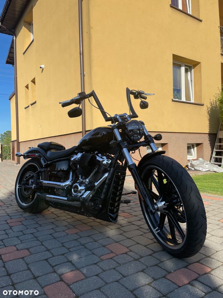 Harley-Davidson FXSB Breakout - 1