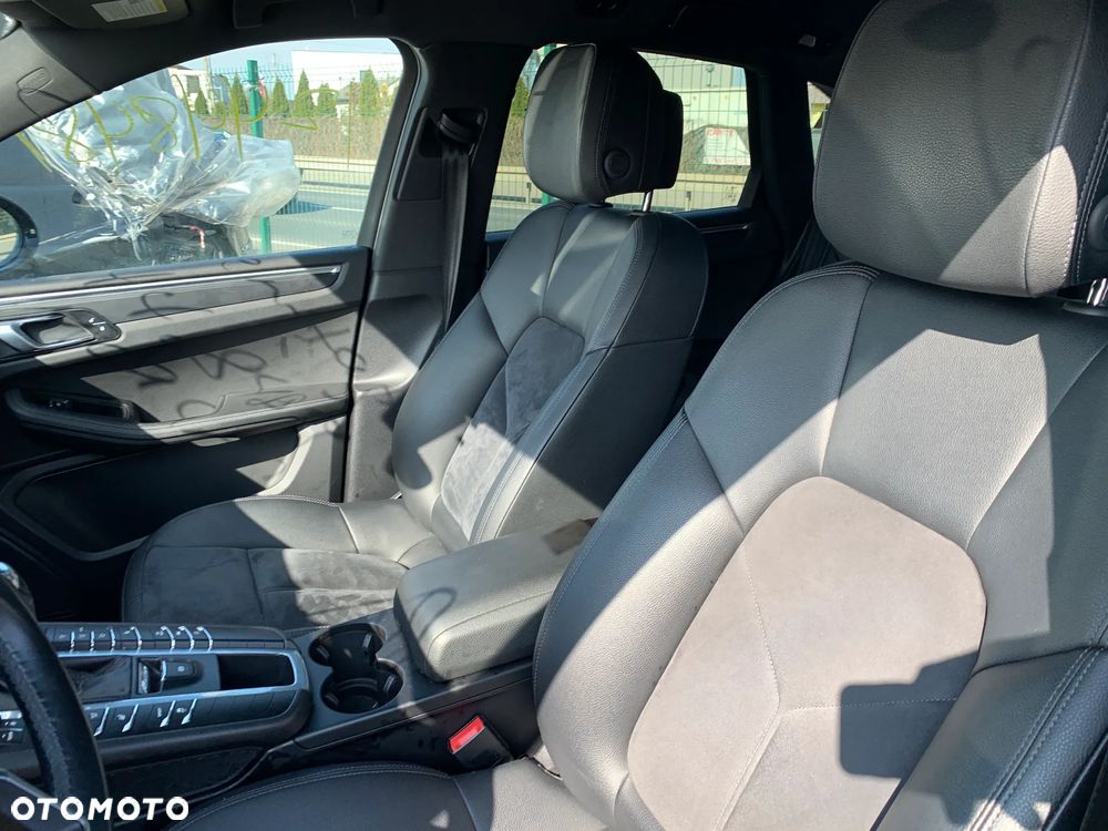 Porsche Macan PDK - 13