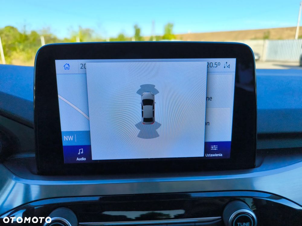 Ford Kuga 2.0 TDCi 2x4 Titanium - 26